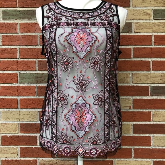 White House Black Market Tops - 🌷 White House Black Market Sheer Mesh Sleeveless Embroidered Floral Top